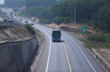 Dự kiến đầu tư 7.000 tỷ đồng mở rộng cao tốc Cam Lộ - La Sơn